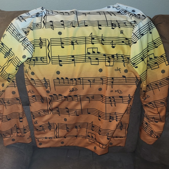 Musical Note Gradient Shirt - Picture 3 of 4